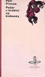 Pozar v krabici na klobouky