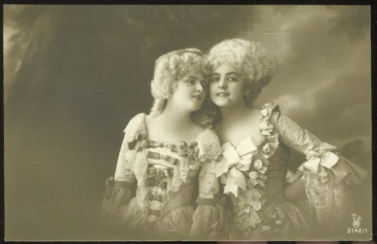 Slecny na maskarnim plese | antikvariat - detail pohlednice