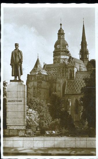 Kosice  Pomnik gen Ras Stefanika | antikvariat - detail pohlednice